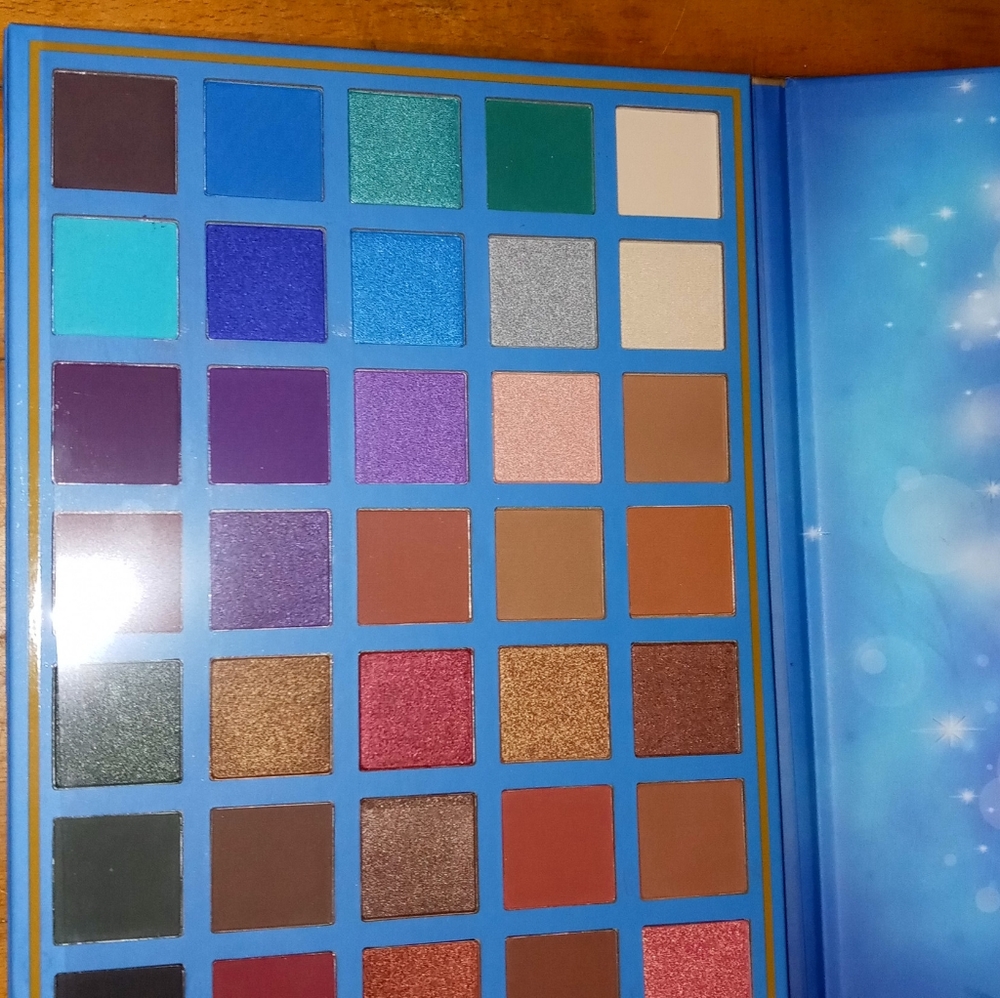 Makeup - Picture 6 of 16
